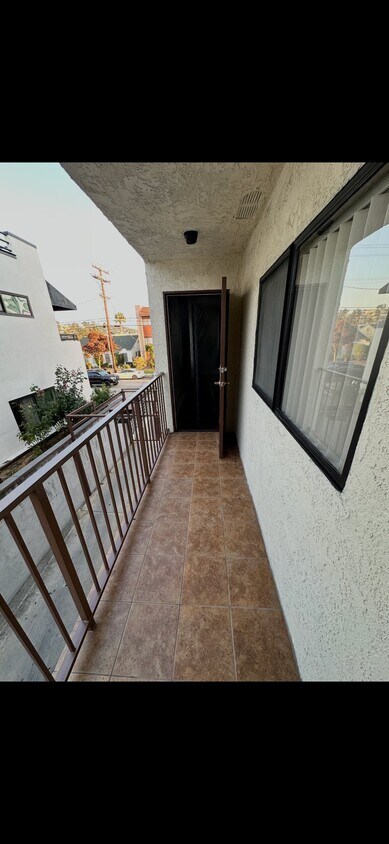 Foto del edificio - 901 E Lomita Ave