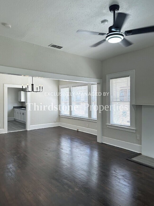 Foto del edificio - 137 W 18th St