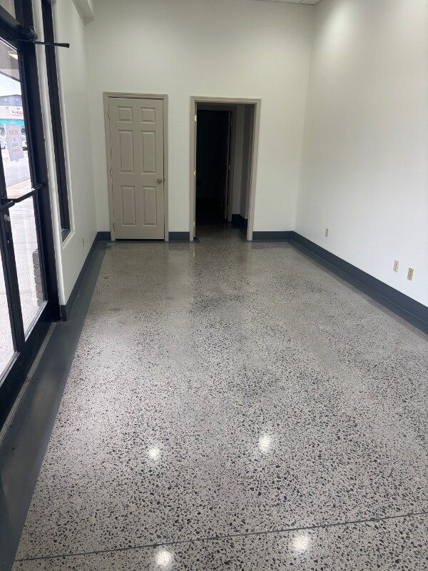 Foto del edificio - 515 Cross St