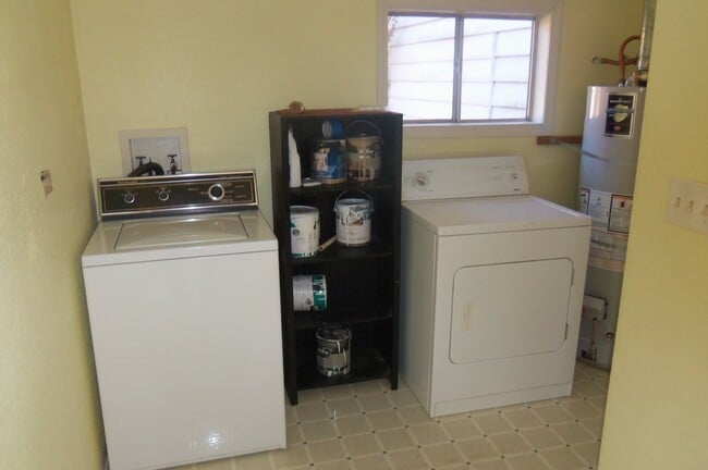 Foto del edificio - Special --1/2 off first months rent.