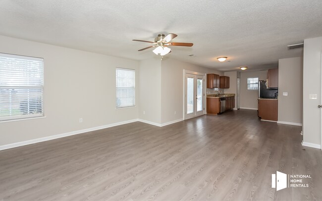Building Photo - 316 Fox Trot Dr