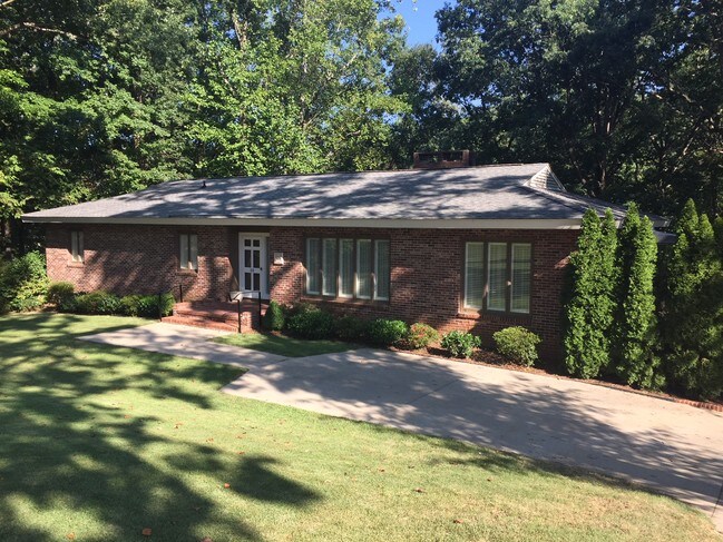 Photo - 10 Stono Dr