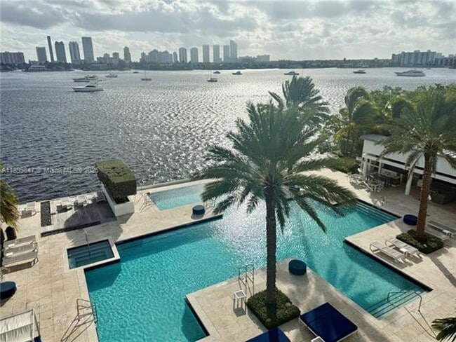 Photo - 17111 Biscayne Blvd Apartment