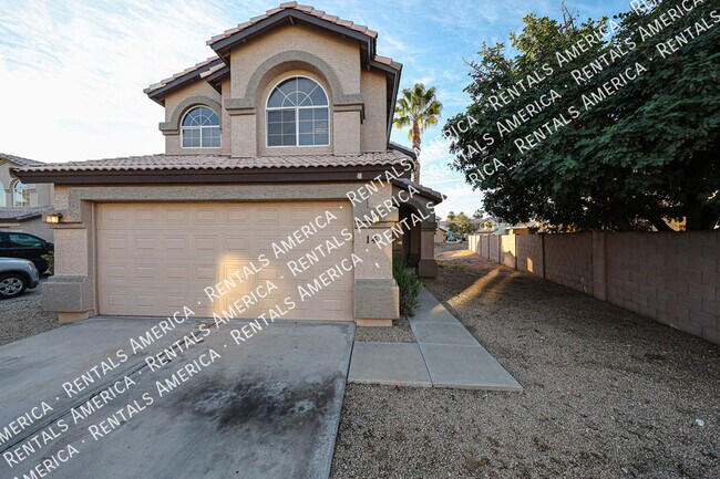 Foto del edificio - 3719 E Inverness Ave