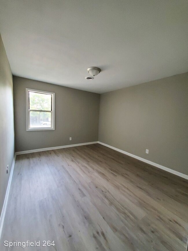 Building Photo - 2473 Ladley Ct