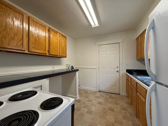 Foto del edificio - 2104 E 13th St