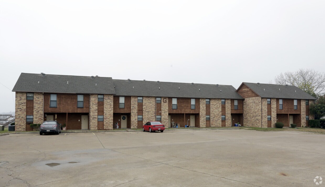 Foto del edificio - Cedar Creek Lake Waterfront