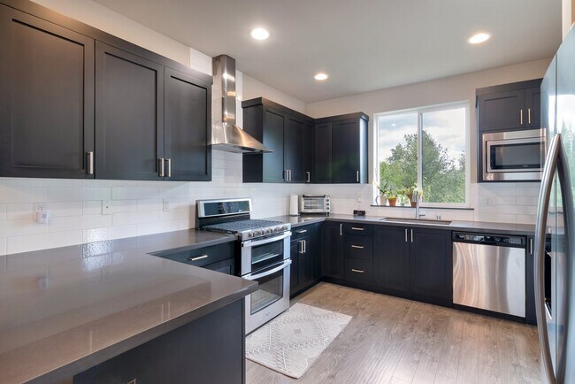 Foto del edificio - 12718 35th Ave SE