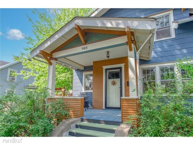 Foto del edificio - 4 br, 2 bath House - 985 Jessie St