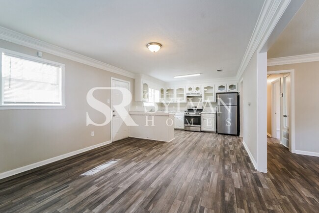 Building Photo - Easy one-level living