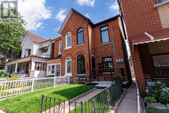 Building Photo - 245 Brock Ave