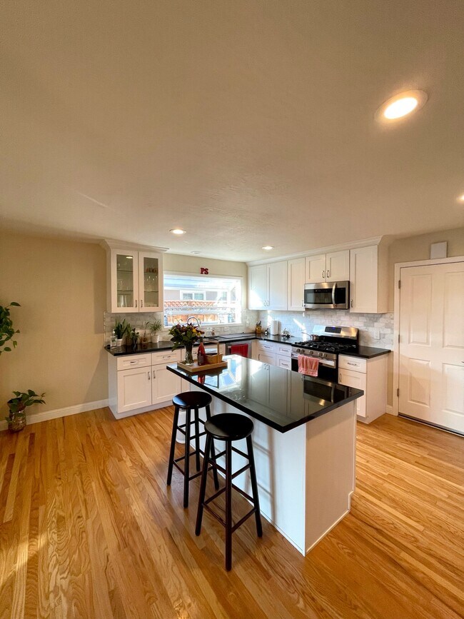 Building Photo - 2646 Media Way
