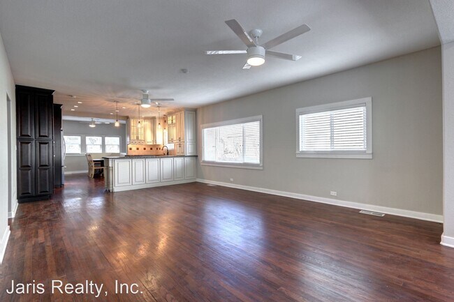 Building Photo - 4 br, 2 bath House - 9 N Lewis Street