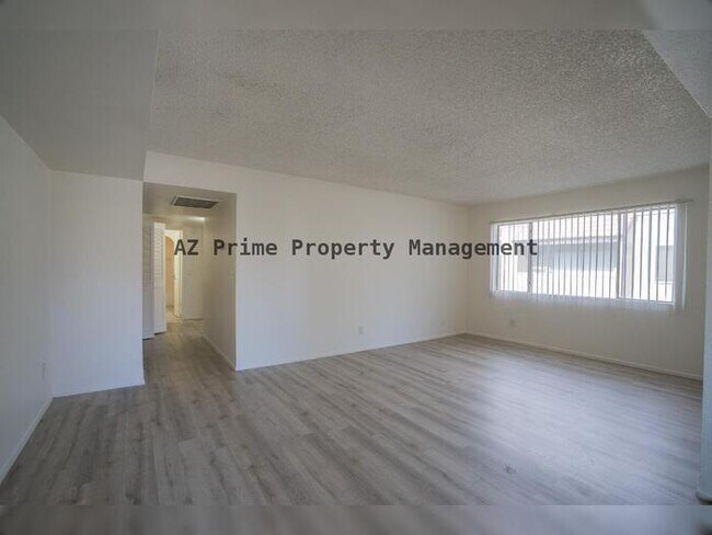 Foto del edificio - 5922 N 48th Ln