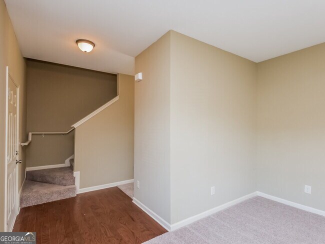 Foto del edificio - 61 Hamilton Blvd NW
