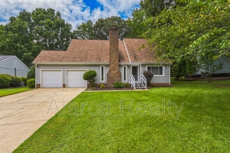 Building Photo - 9526 Fairway Ridge Rd