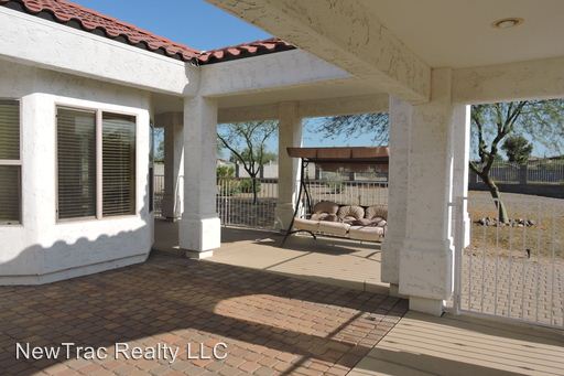 Building Photo - 16146 W Dynamite Blvd