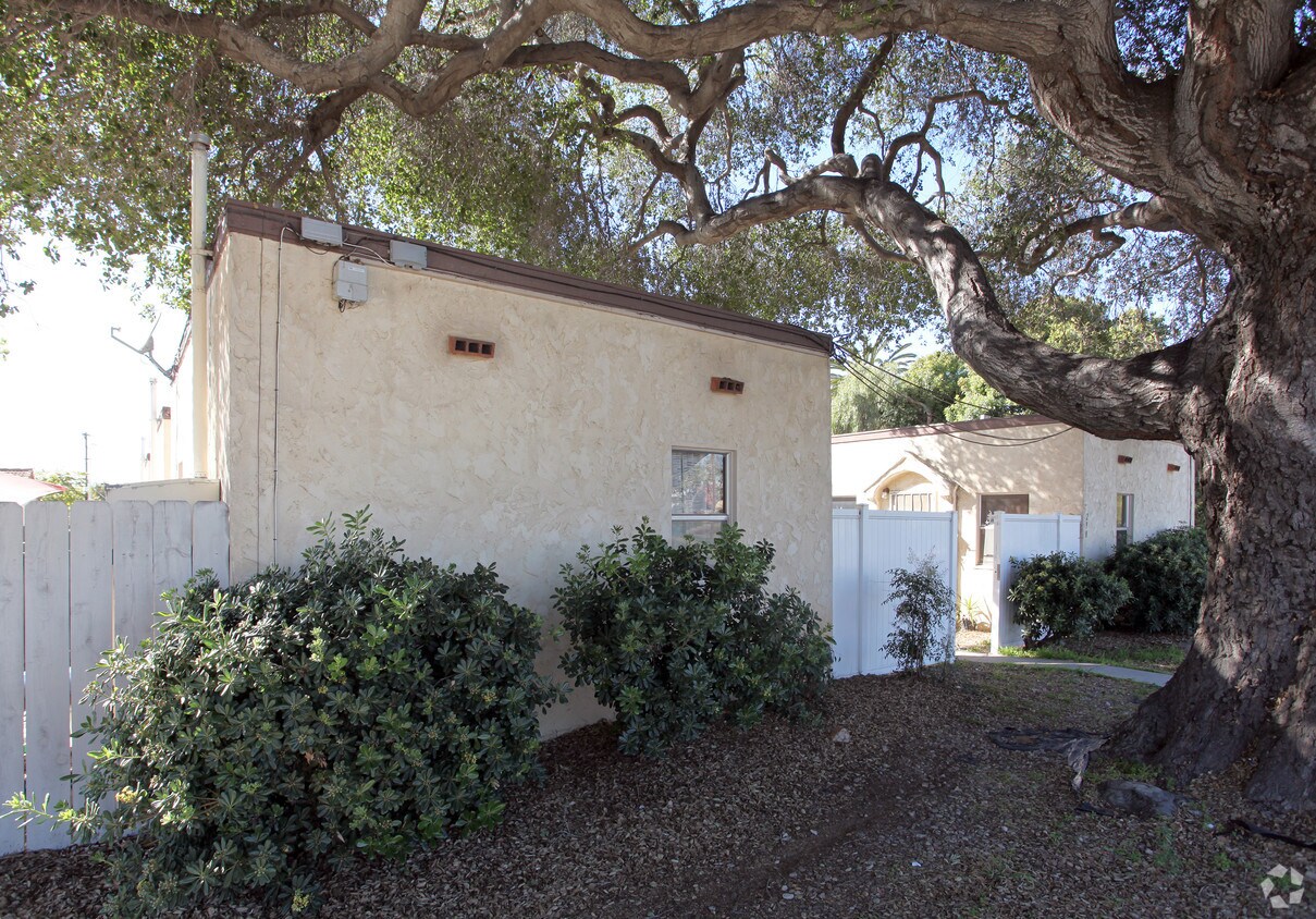 Building Photo - 290 2nd Ave