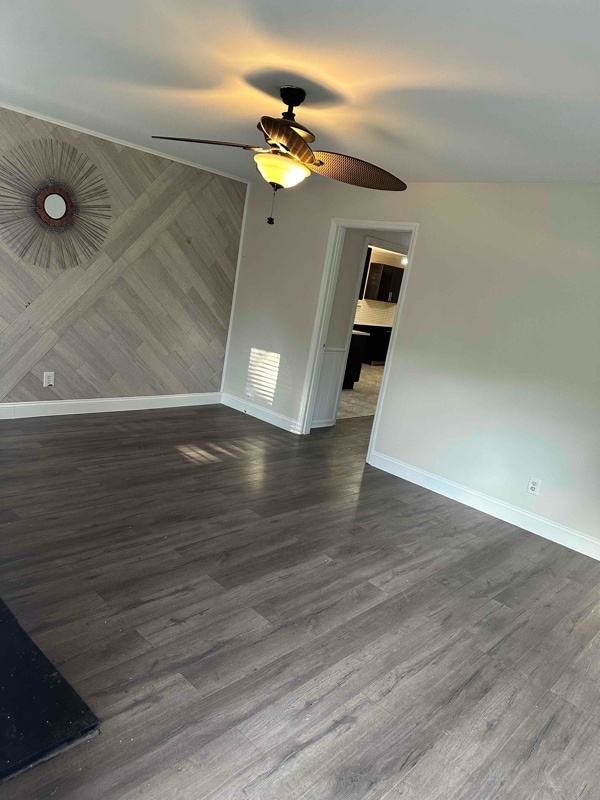 Building Photo - 836 Old Modena St