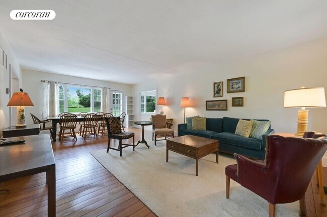 Building Photo - 67 Floyd St