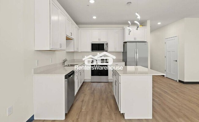 Foto del edificio - 3680 9th St NW