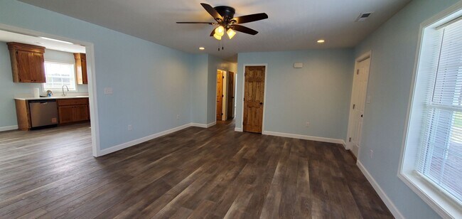 Foto del edificio - Beautiful New Construction Home with Spacious Layout