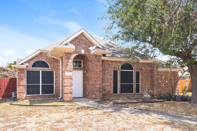 Foto del edificio - 1110 Pin Oak Ln
