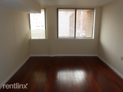 Foto del edificio - 1200 S St NW