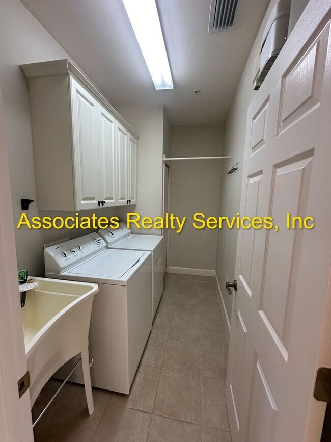 Foto del edificio - Now Available – 3BR/2BA Apartment in Haile...