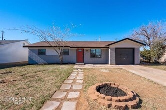 Building Photo - 1718 Dayton Dr