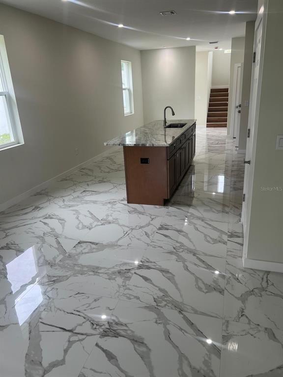 Foto del edificio - 1207 Crawford Ave