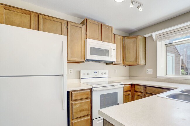 Foto del edificio - 2BR/2.5BA+ W/D -NEAR Cherry Creek Park