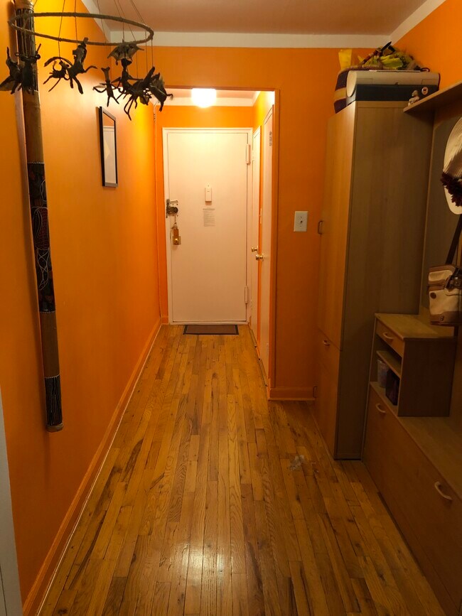 Foto del edificio - 1717 E 18th St