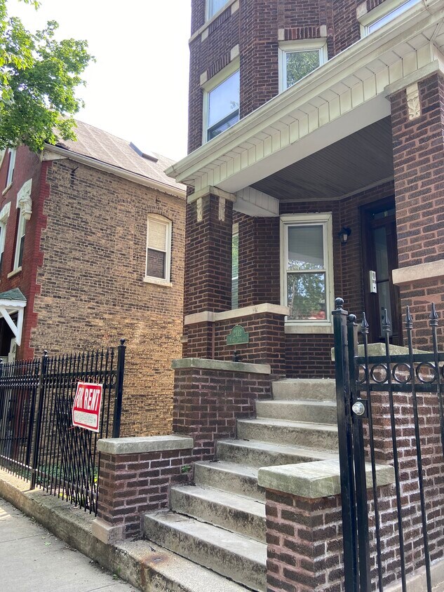Foto principal - 2112 N Leavitt St