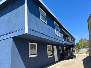 Building Photo - 3114 Rosario St