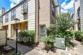 Foto principal - 8299 Cambridge St