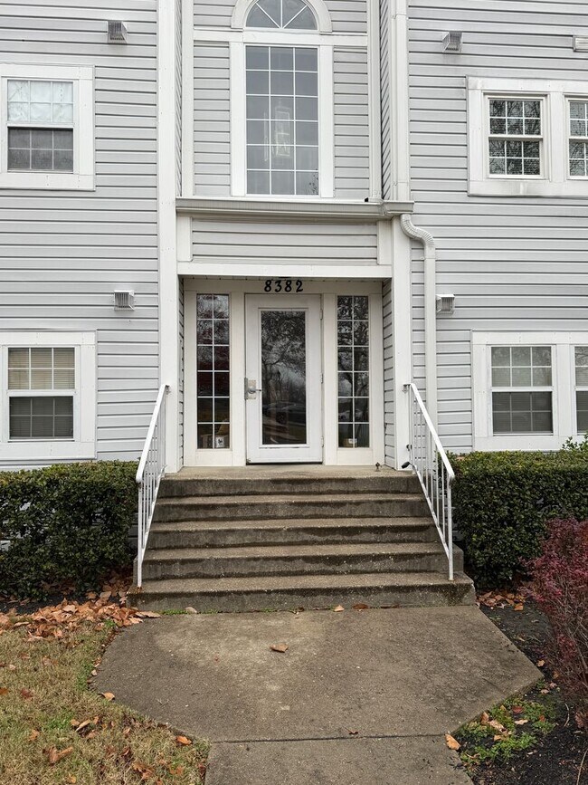 Foto del edificio - 2BR/2BA Condo in Montgomery Run – Ellicott City, MD