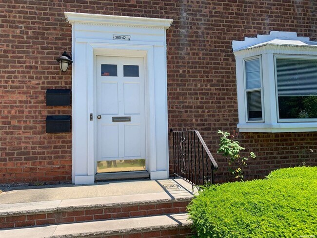 Building Photo - 260-42-260-74 74th Ave