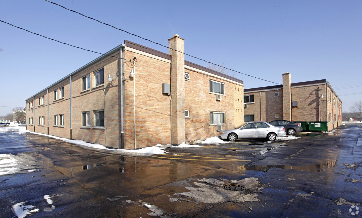 Building Photo - The Grove Apartments