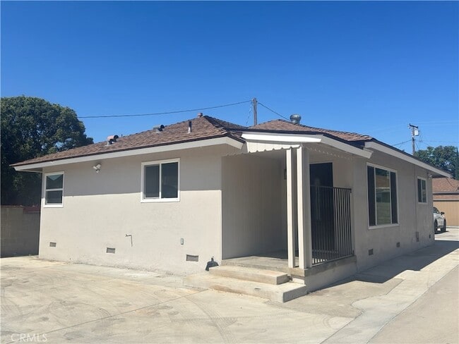 Photo - 5830 N Vista Street Unit Townhome