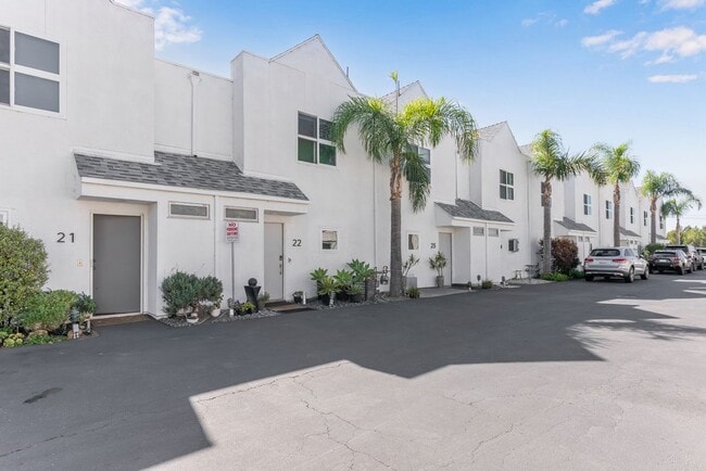 Building Photo - 28711 Pacific Coast Hwy