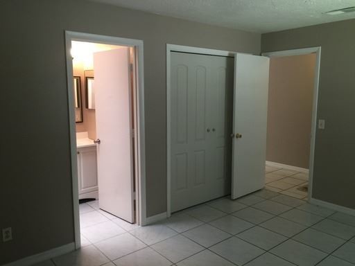 Building Photo - 3 br, 2 bath House - 2721 RIO PINAR LAKES ...