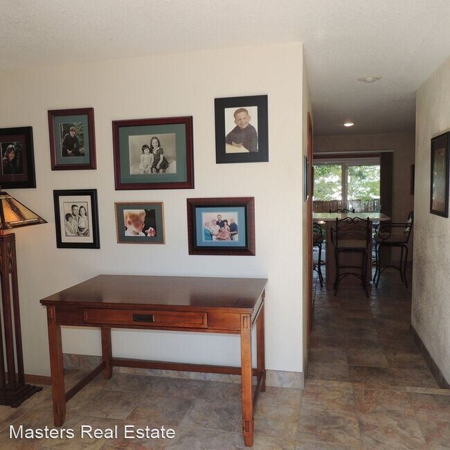 Building Photo - 4 br, 3 bath House - 8453 S Painted Sky St