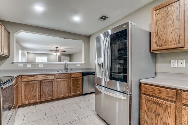 Foto del edificio - Bulverde Creek Subdivision 3 bed 2 bath