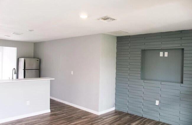 Building Photo - 5311 Winter Garden Pky