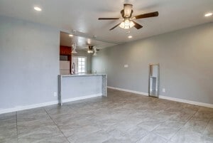 Building Photo - 4253 1/2 Altadena Ave.