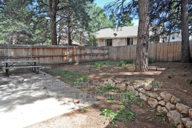 Building Photo - 3900 S Ox Bow Loop