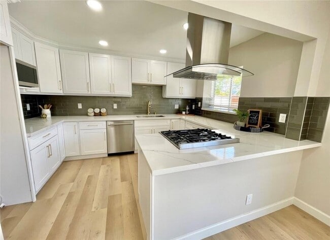 Foto del edificio - 2256 Rutgers Dr