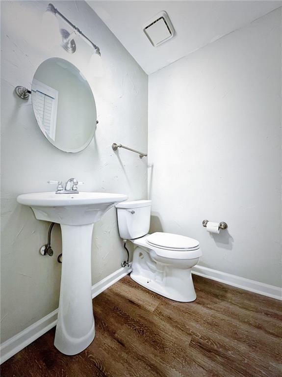 Foto del edificio - 585 Harcourt Pl SE