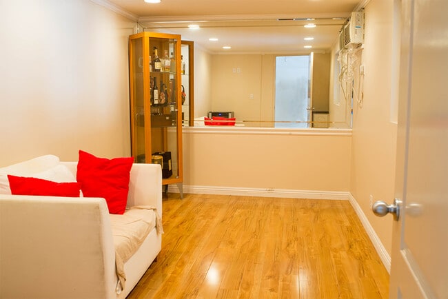 bonus room, brand new floors - 7761 Via Rosa Maria